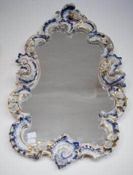 Porcelánové zrcadlo